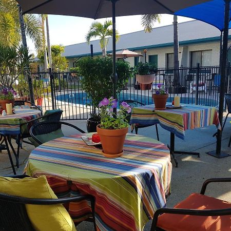 Peppercorn Motel Clermont Экстерьер фото