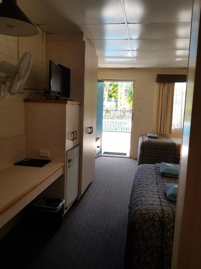 Peppercorn Motel Clermont Экстерьер фото
